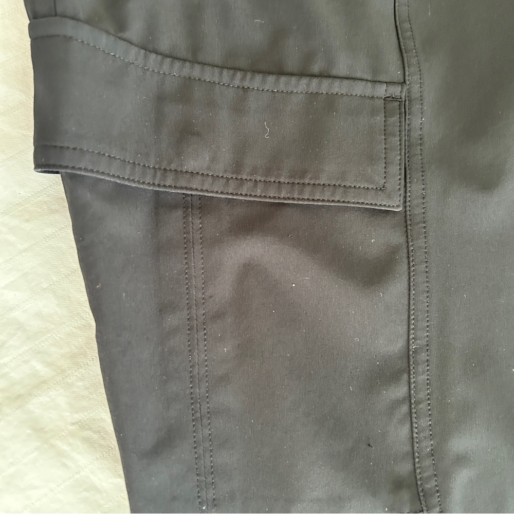 Athleta Unbound Black Jumpsuit Sleeveless Drawstring Waist Pockets size Large - Picture 10 of 15